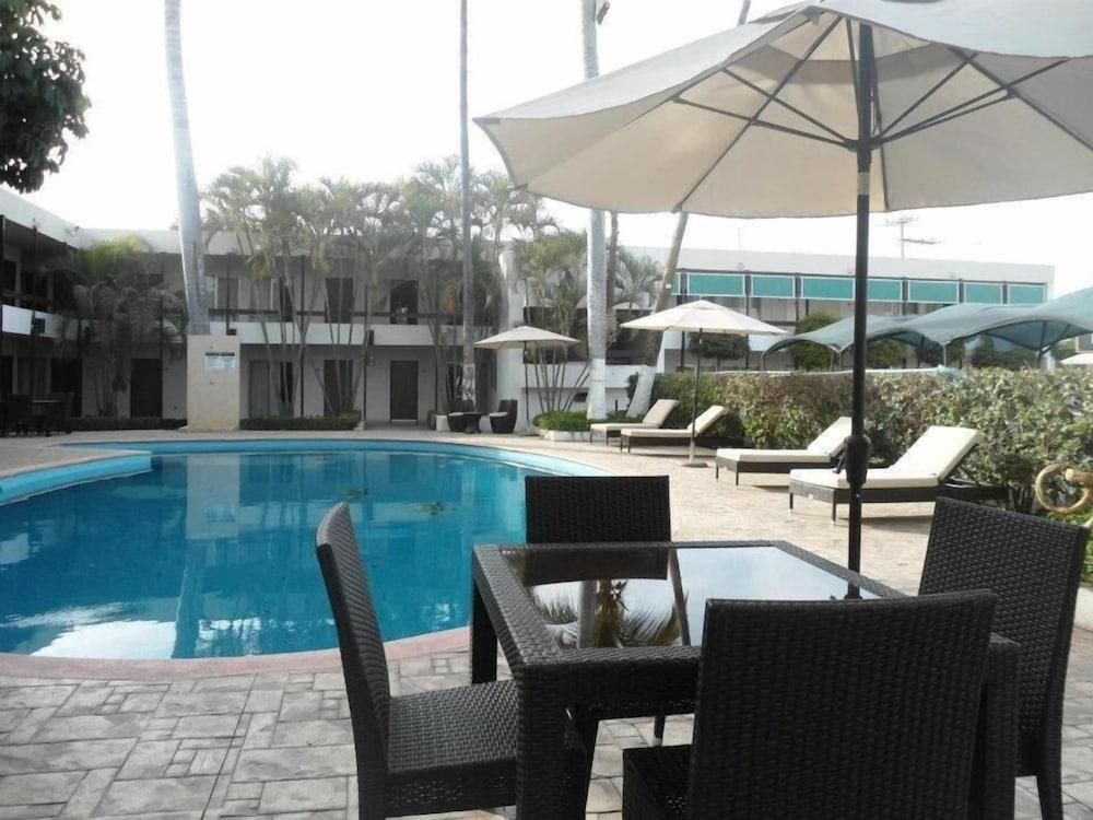 El Dorado Hotel Los Mochis Exterior photo